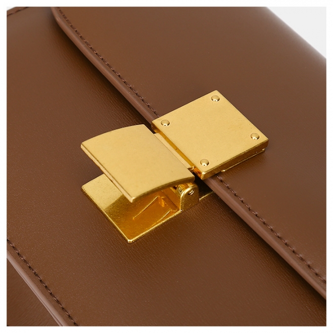 Designer weibliche braune glatte Leder kleine Umhängetasche quadratische Tasche 