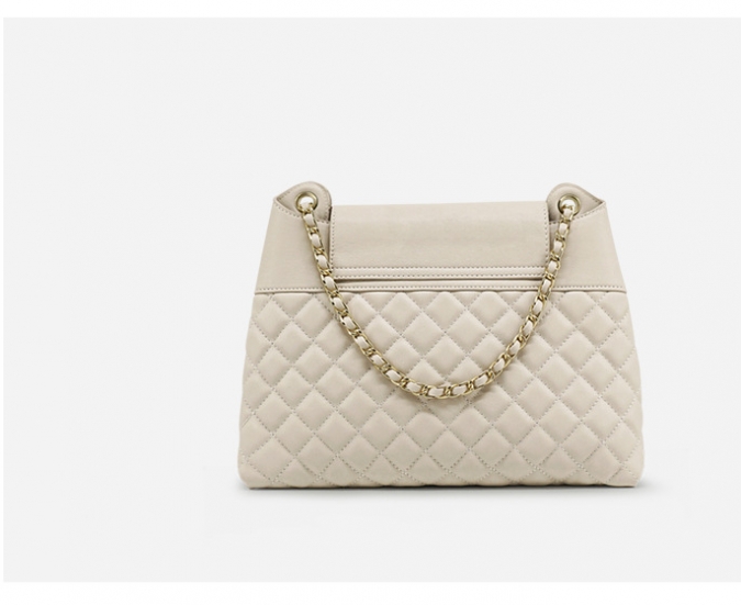 Quilted White PU Leather Large Size Chain Shoulder Hobo Bag With Lock 